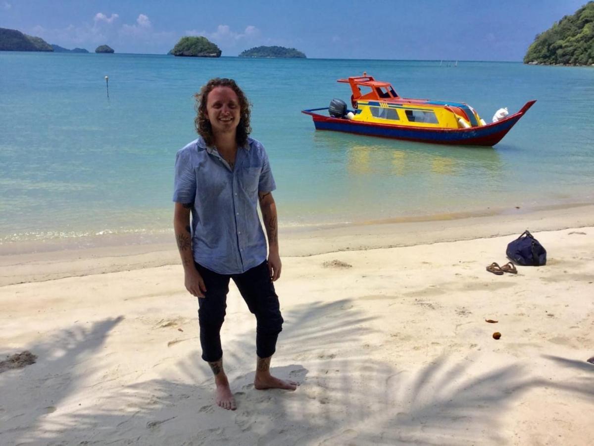 Wild Pasir Panjang Otel Pulau Tuba Dış mekan fotoğraf